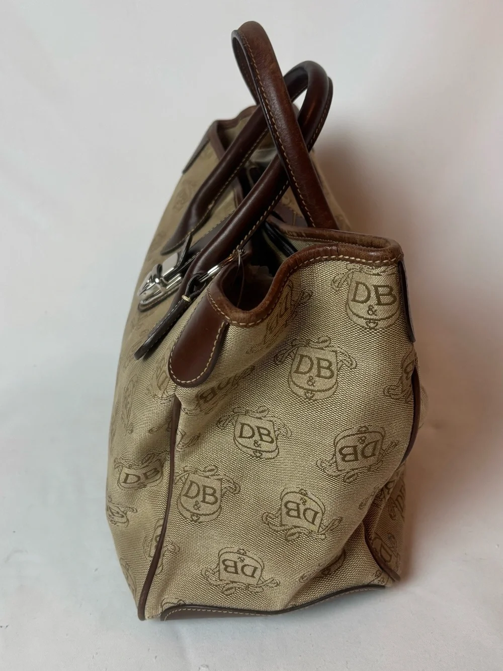 Dooney & Bourke Double Handle Signature Tan & Brown Tote Large Purse DL50C-W8